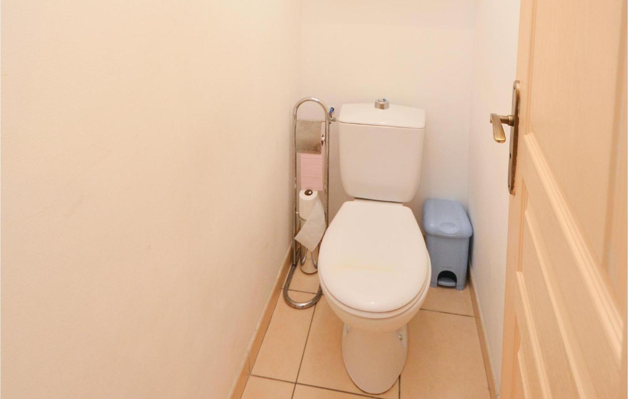 3 Bedroom Beautiful Home In Pignan Ngoại thất bức ảnh