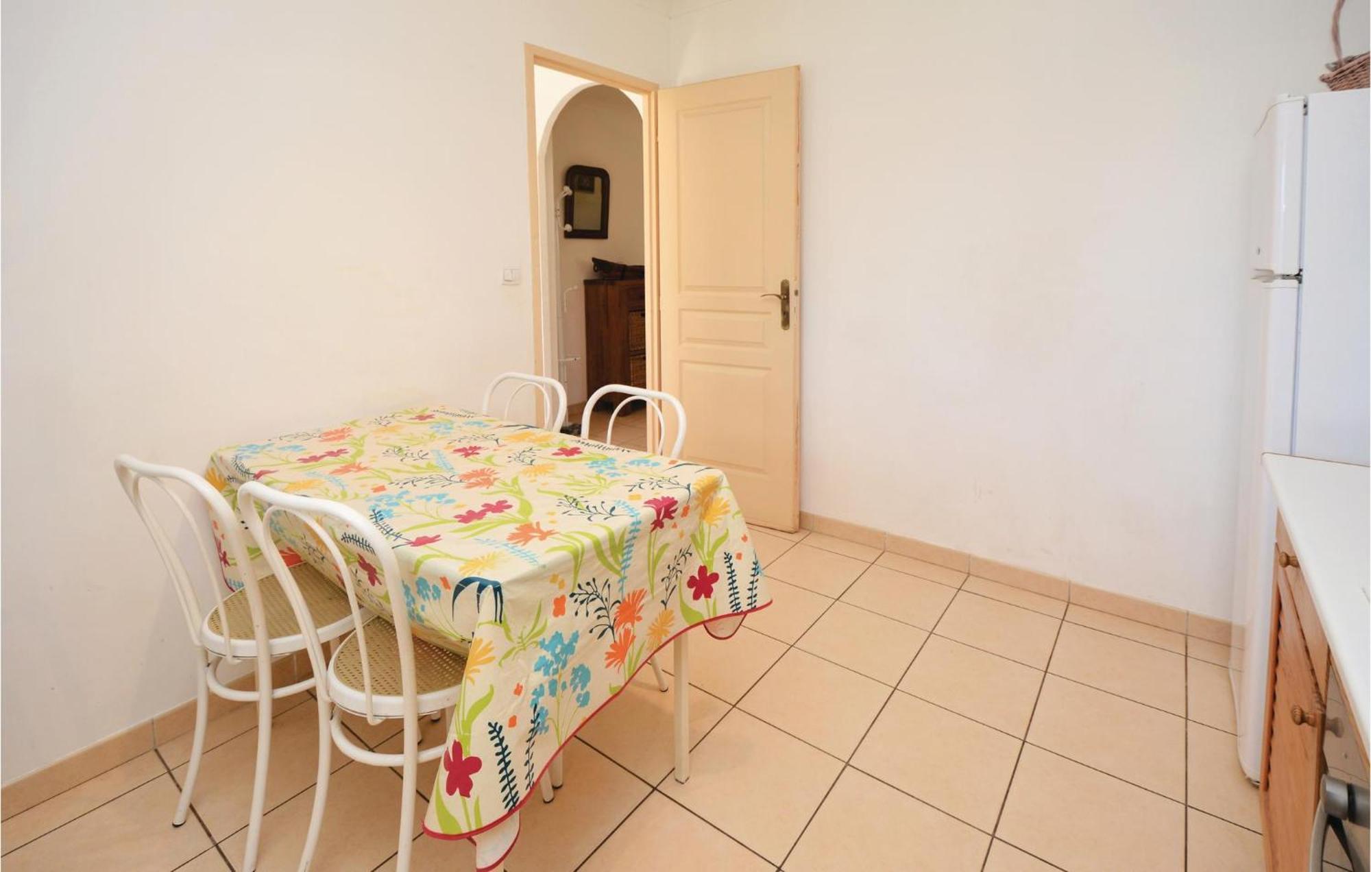 3 Bedroom Beautiful Home In Pignan Ngoại thất bức ảnh