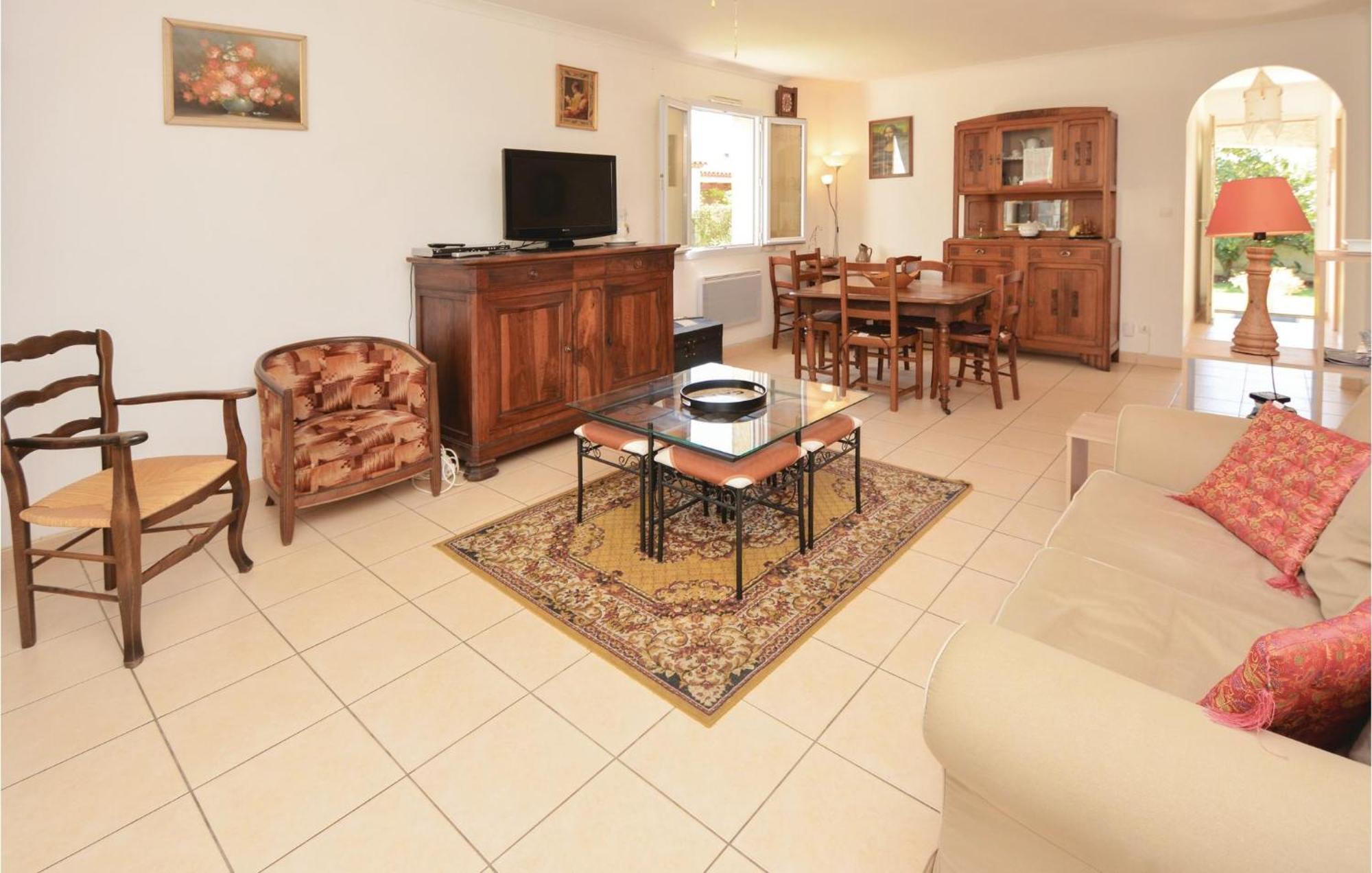 3 Bedroom Beautiful Home In Pignan Ngoại thất bức ảnh